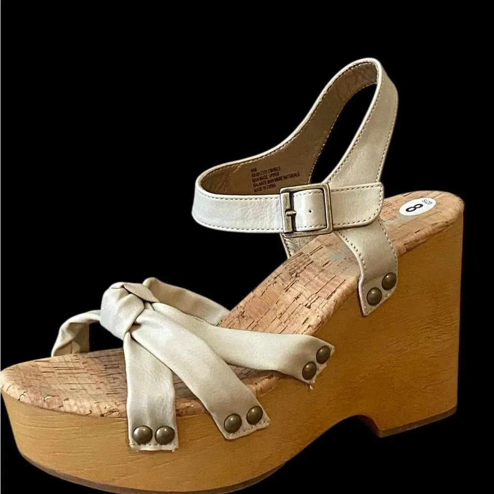 Kork-Ease | Korks Dawson Wedge Sandals | Studded platform Off White Sandals NWOB